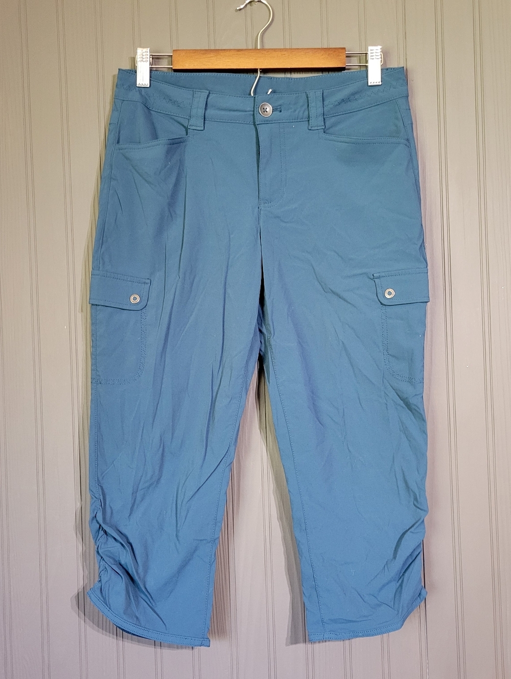 Eddie Bauer Travex Nylon Capri Cargo Pants Hiking Outdoor Teal Blue Women's 4